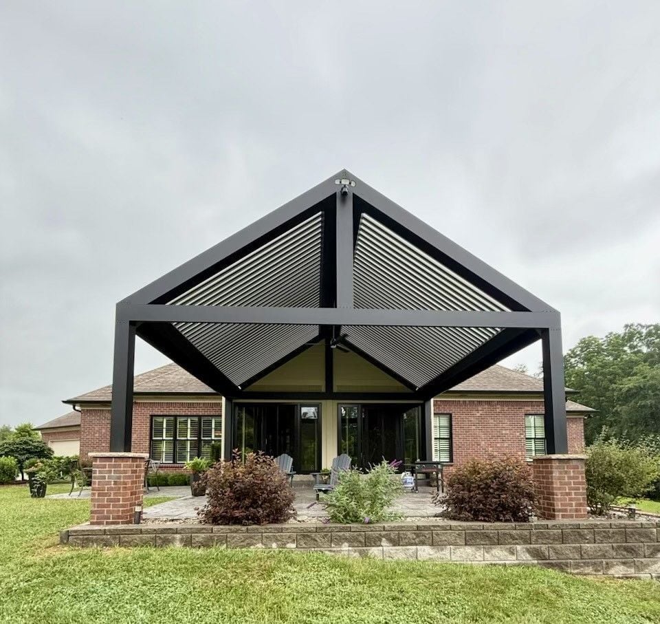 Louvered Outdoor-IMG_6653